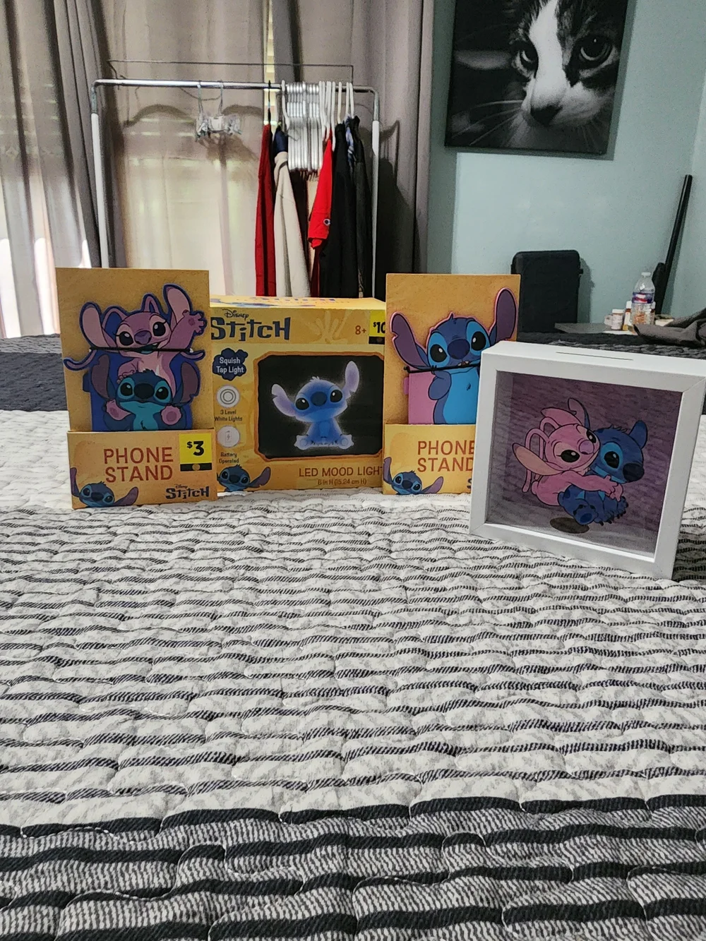 Disney Stitch Blue LED Mood Light & Phone Stand Set - Blue